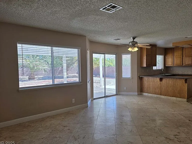 272 Cordero Dr — Photo 9