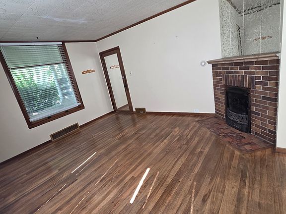 3rd image of 210 W Bannock St APT 1