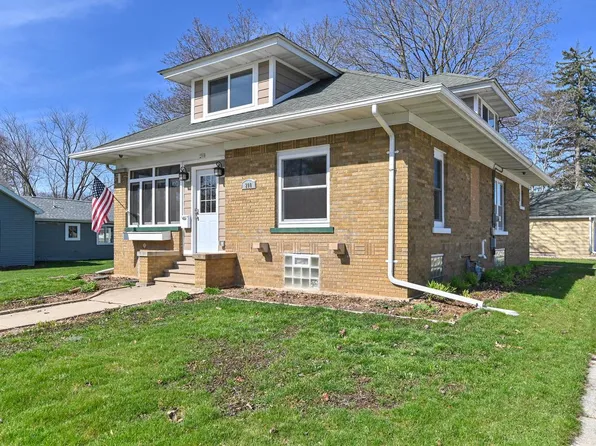 200 South Jefferson STREET, Waterford, WI 53185