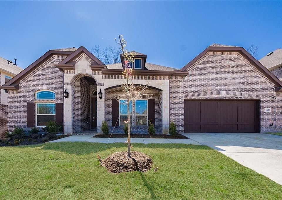 1st image of 2208 Ray Hubbard Way