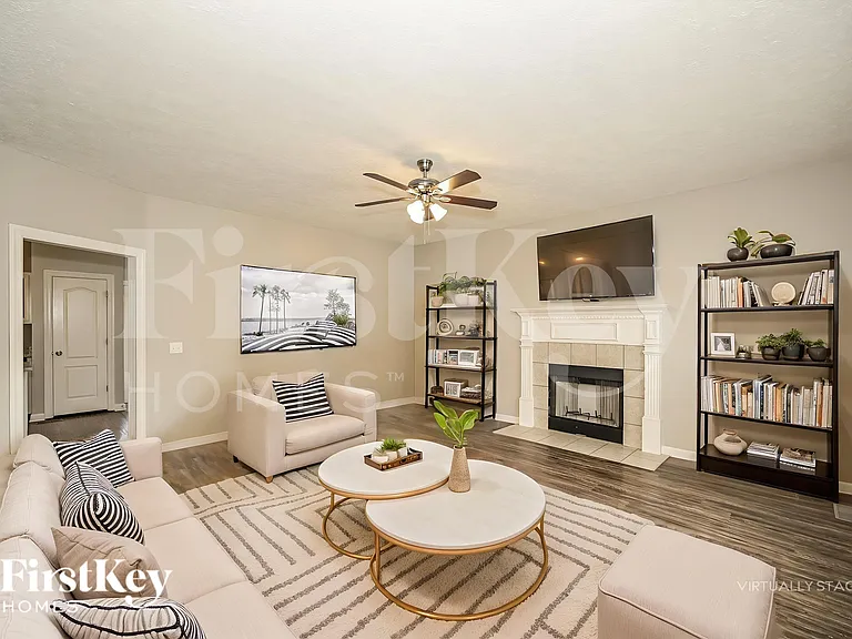 837 Manderlay Way — Photo 3