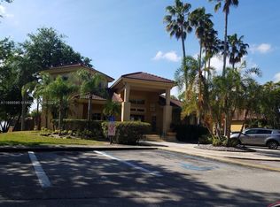 Palm Lake Condominium, West Palm Beach, FL 33417