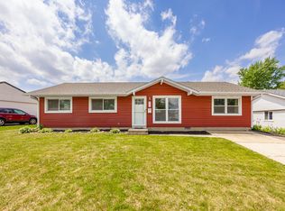 440 Berkshire Ave, Romeoville, IL 60446