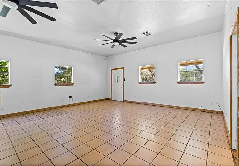 555 Harmon Hills Rd — Photo 12