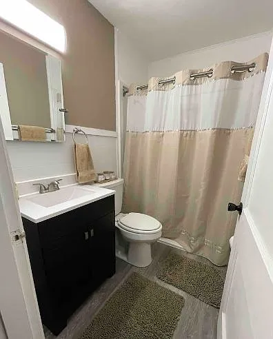 2804 White Oak Dr — Photo 11