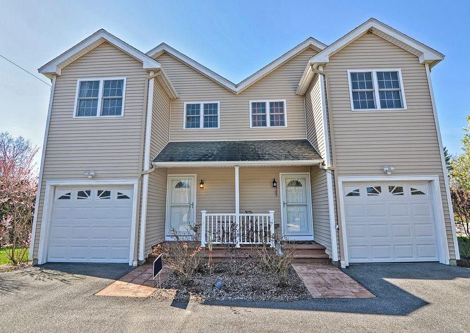 171 Hart St Taunton MA Zillow