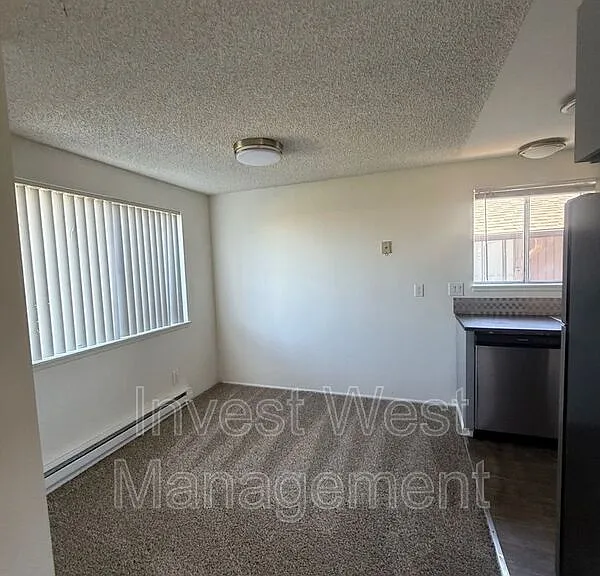 319 NE 104th Ave #D — Photo 13