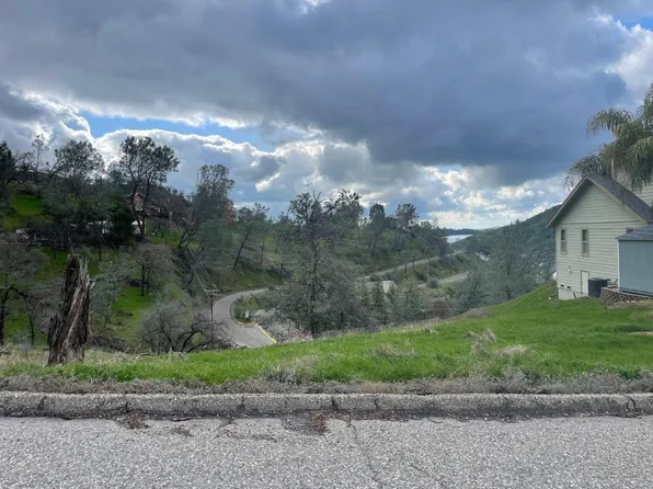 28507 Perkins Rd, Friant, CA 93626