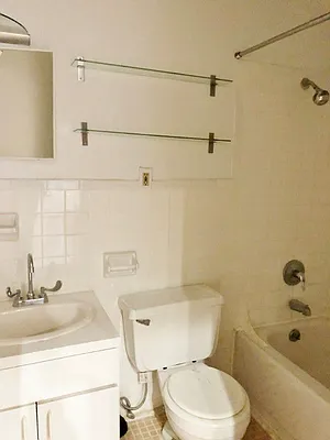 Rented by Best Apartments North Inc | media 16