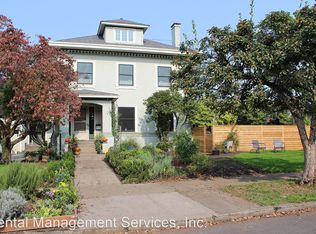 2727 NE Skidmore St, Portland, OR 97211