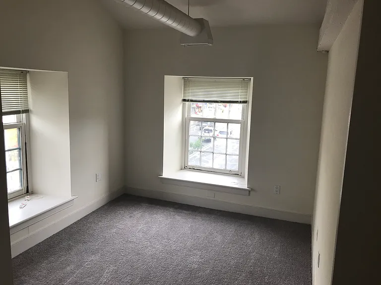 Canal House — Photo 28