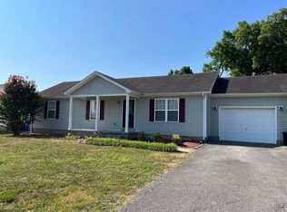 1437 Salem Cir, Bowling Green, KY 42101