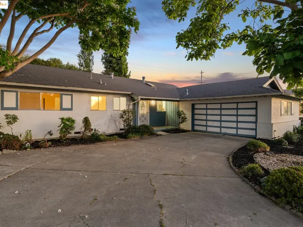 229 Sonora Pass Rd, Vallejo, CA 94589