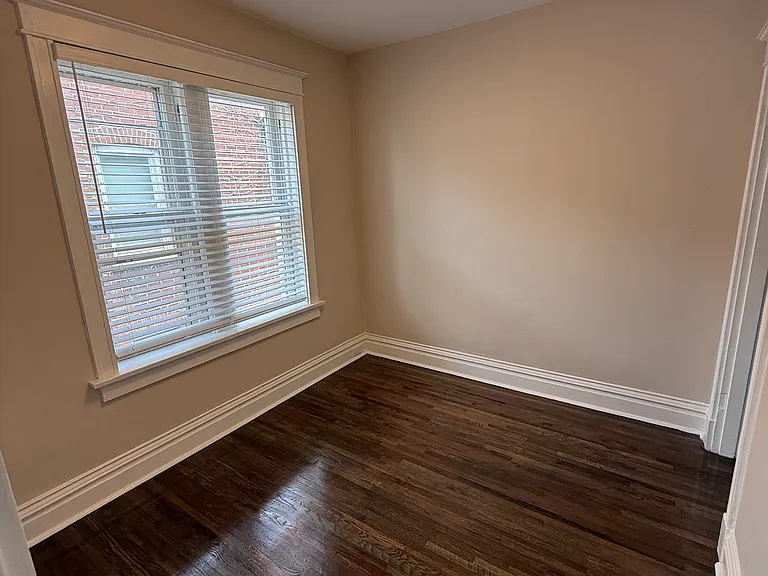 737 Heman Ave #3F — Photo 7