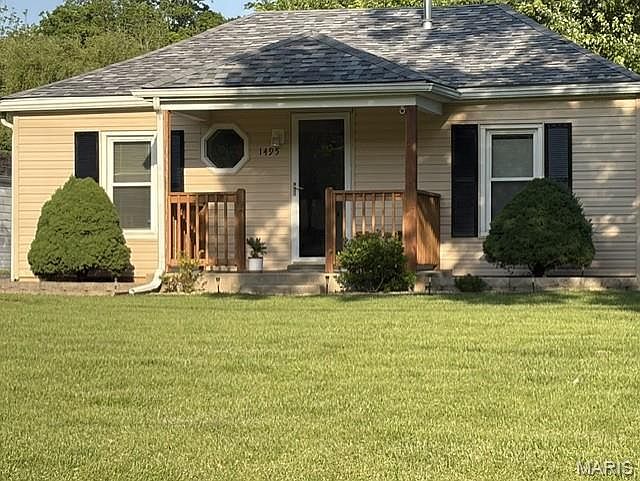 1st image of 1495 Veterans Dr