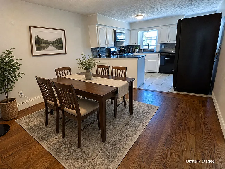 118 Center Ave — Photo 9