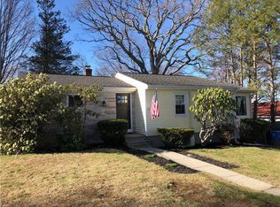 4 Farrell St, Cumberland, RI 02864