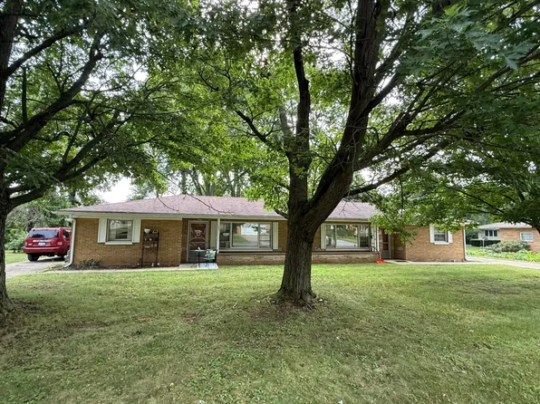 157 Elvern Dr, Coloma, MI 49038