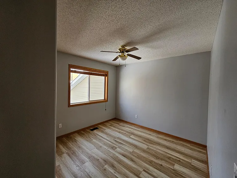 2nd bedroom upstairs