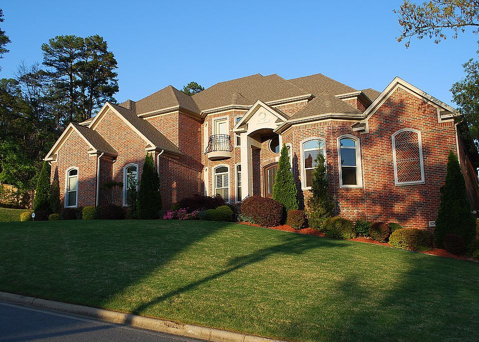 2nd image of 193 Courts Ln