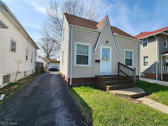 2nd image of 19850 Ormiston Ave