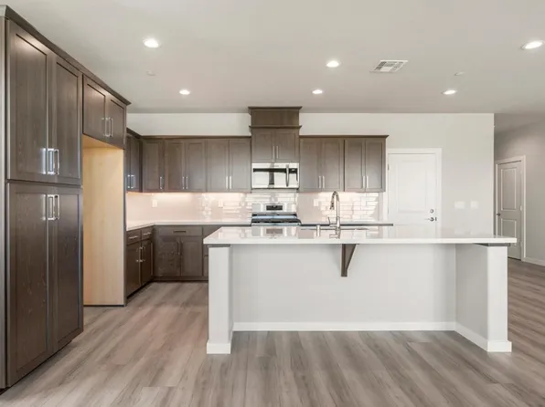 1723 San Simeon Cir, Plumas Lake, CA 95961