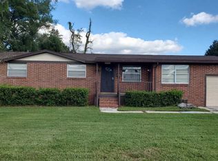 2326 W Courtney Dr, Jacksonville, FL 32208