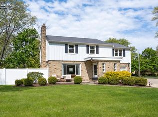 6935 N Yates Rd, Milwaukee, WI 53217