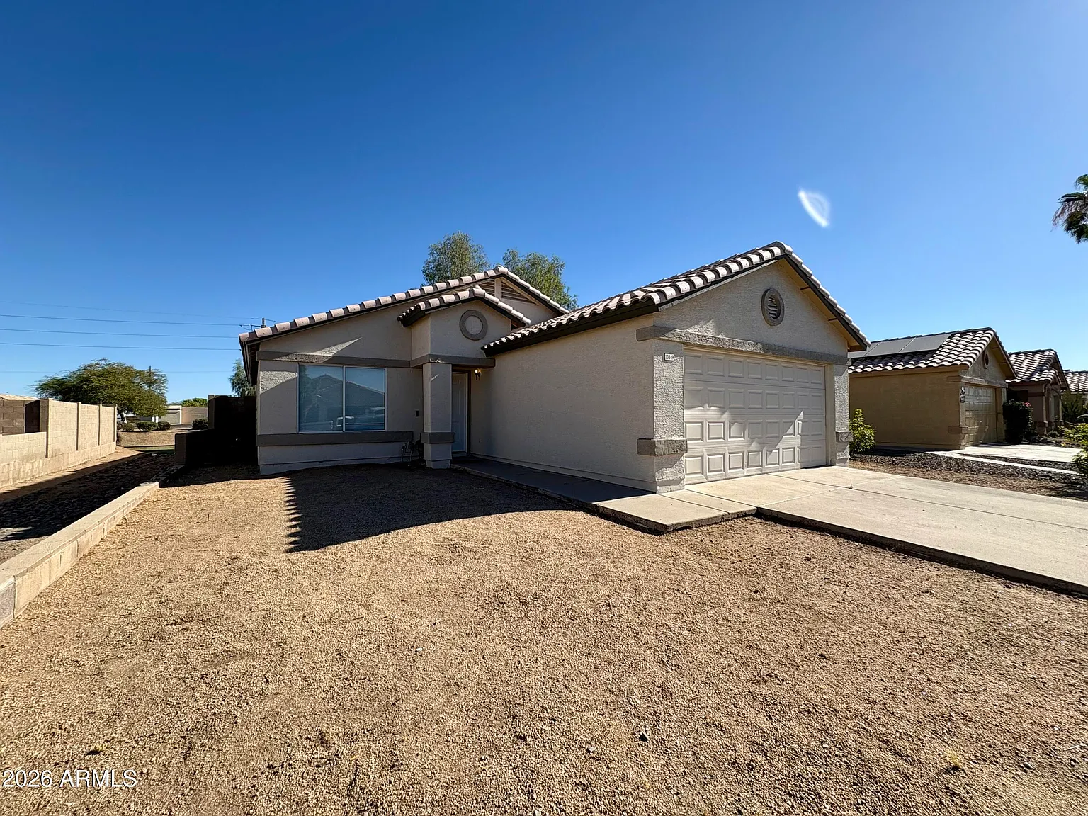 3 bed, 2.0 bath, 1320 sqft, $1,649 — Photo 2