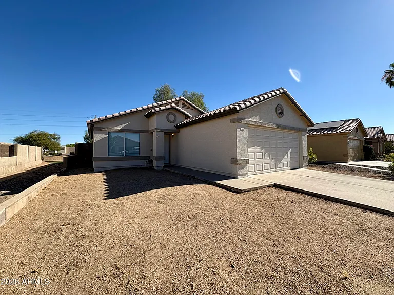 10849 W Monterosa St — Photo 2