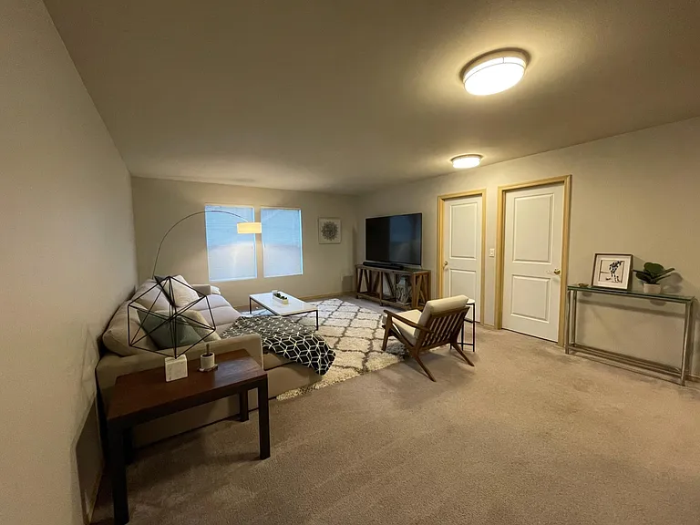 Large loft/den area upstairs. 3 rooms upstairs.