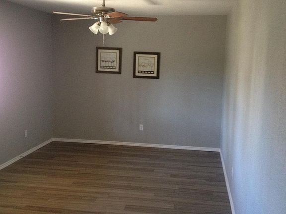 5th image of 220 Palomino Dr