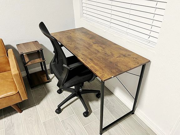 Work Desk
