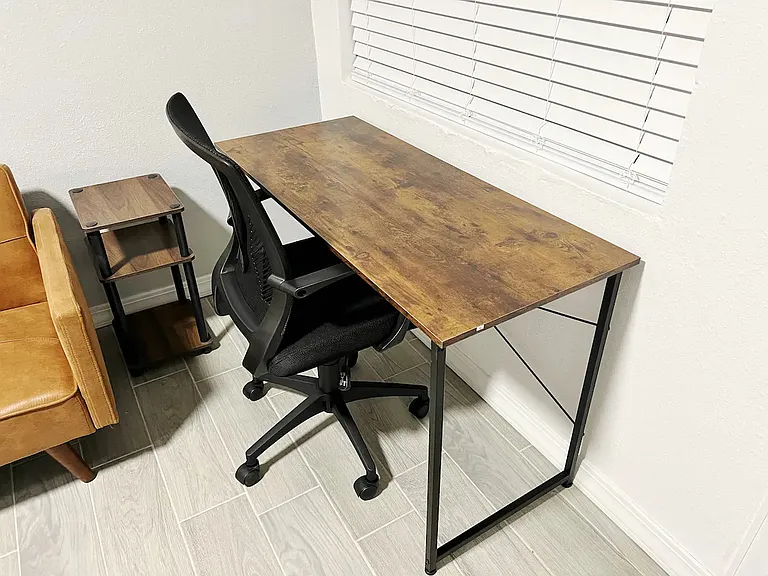 Work Desk