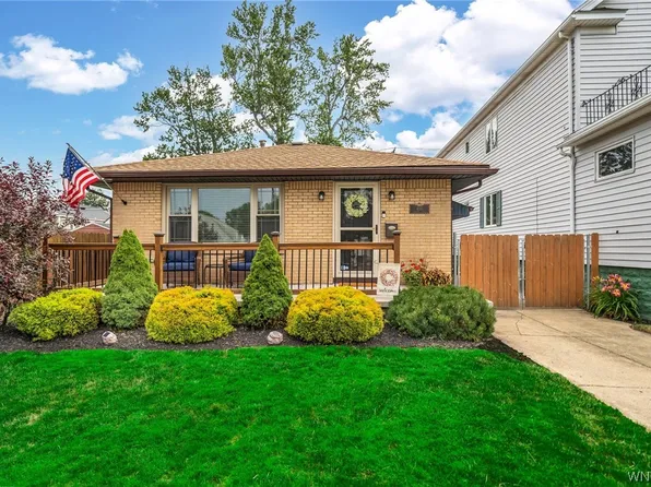400 Downing St, Buffalo, NY 14220