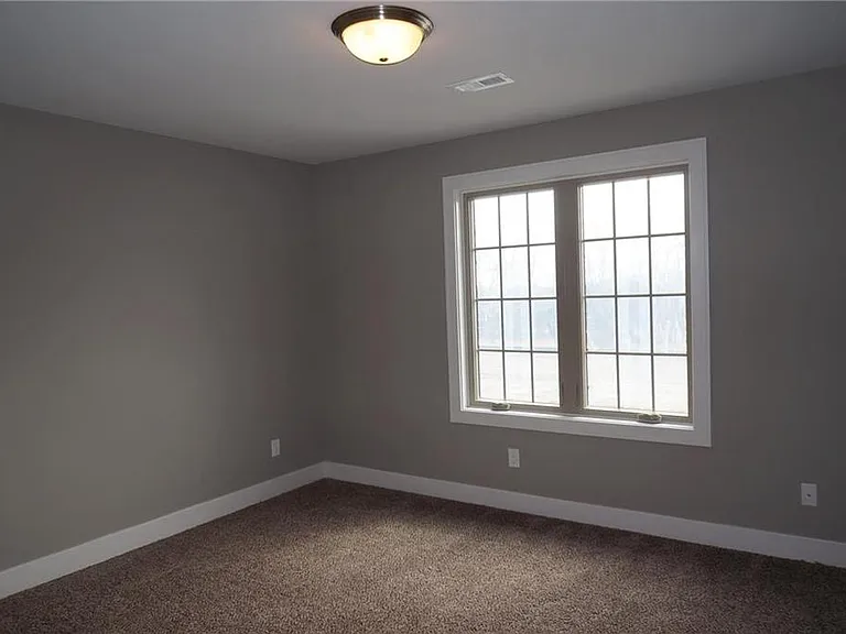 1820 SW Blackstone Pl — Photo 14