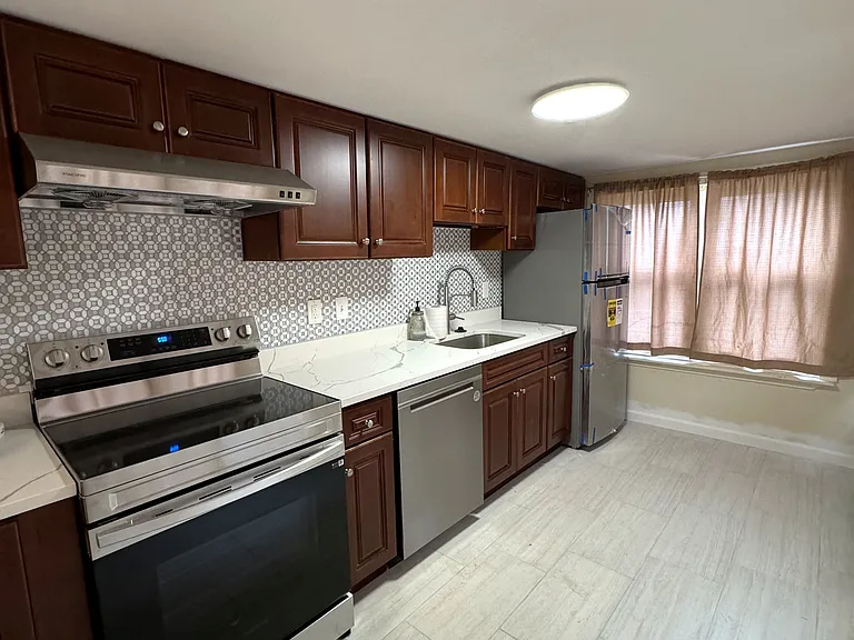 79 Main St #3 — Photo 4