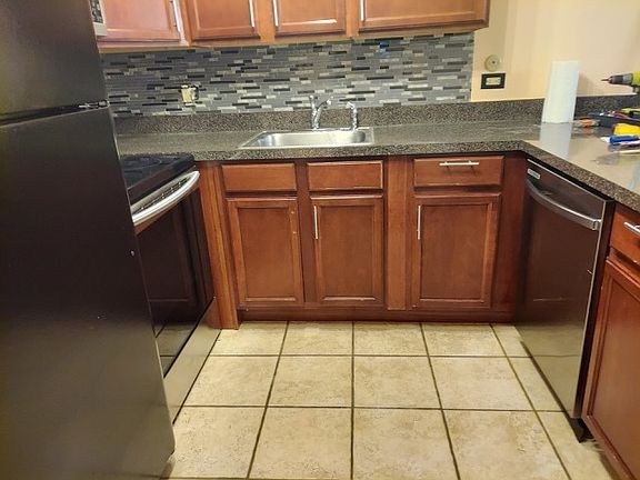 5th image of 5813 Oakwood Dr APT D