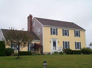 181 Sweet Farm Rd, Portsmouth, RI 02871