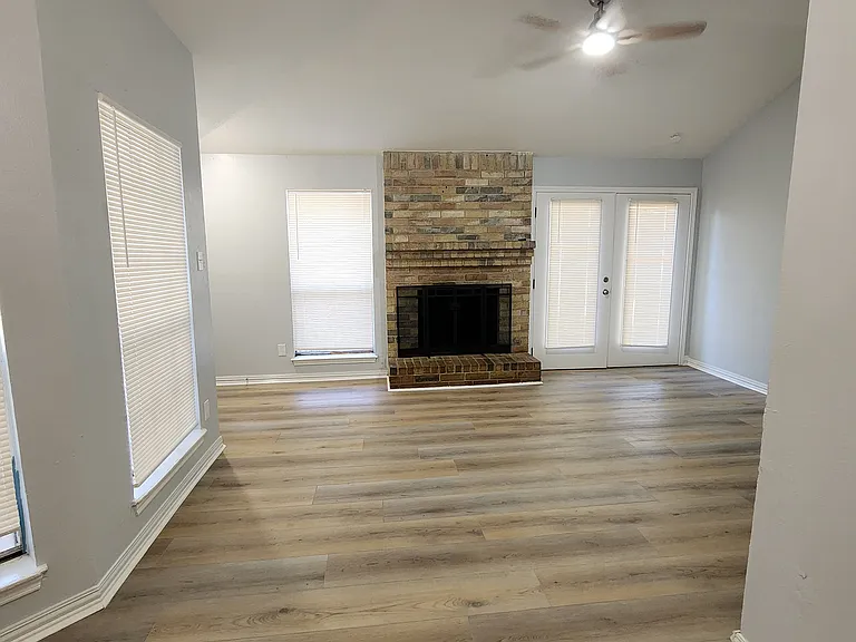 5003 Maurita Dr — Photo 14