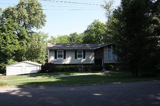 1st image of 8633 Glen Echo Dr