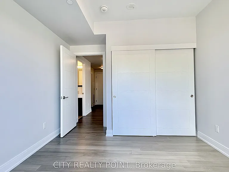 2525 Bathurst St #1104 — Photo 11