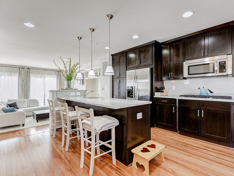 1st image of 9669 Cedar Farm Cir