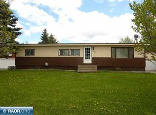 332 Leeds Rd, Hoyt Lakes, MN 55750