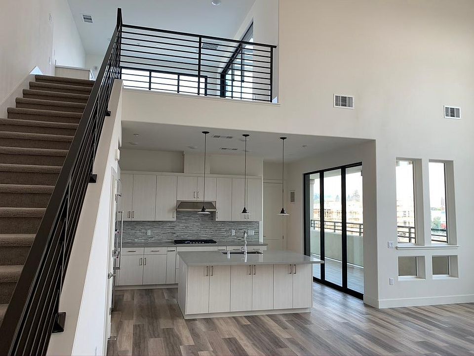 Dining Room and Kitchen