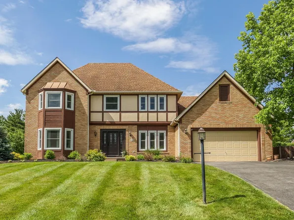 8538 Chateau Dr NW, Pickerington, OH 43147