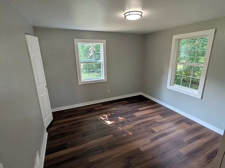 901 S Creve Coeur Ave #2 — Photo 6