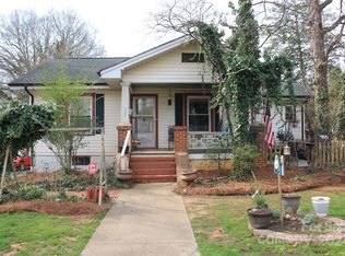 707 N Center St, Statesville, NC 28677
