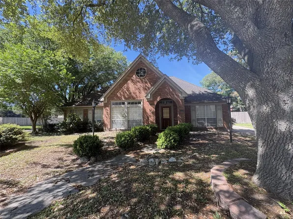 3203 Woodland View Dr, Kingwood, TX 77345