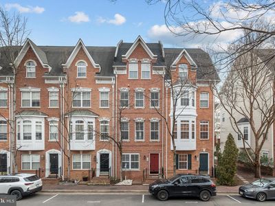 182 Martin Ln, Alexandria, VA, 22304